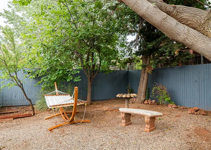 Holiday home Spacious W 4 Bedroom Contemporary House! *